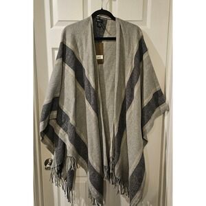 Modena New York NWT Open Fringe‎ Poncho Shawl Wrap OS Heather Gray Blue Western